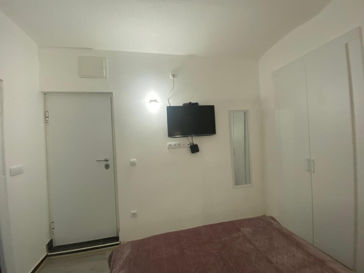 Studio Apartman Sandra 塞拉耶佛 外观 照片